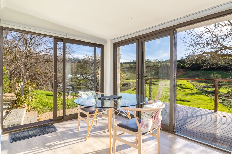 1 Bedroom Property for Sale in Stellenbosch Farms Western Cape
